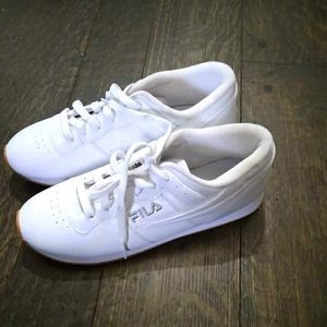 Women's FILA  Machu Sneakers Size 11